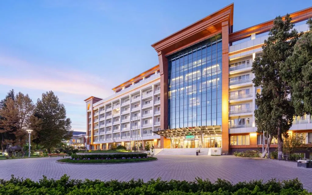 Санаторий Чинар (Chinar Hotel & SPA Naftalan)